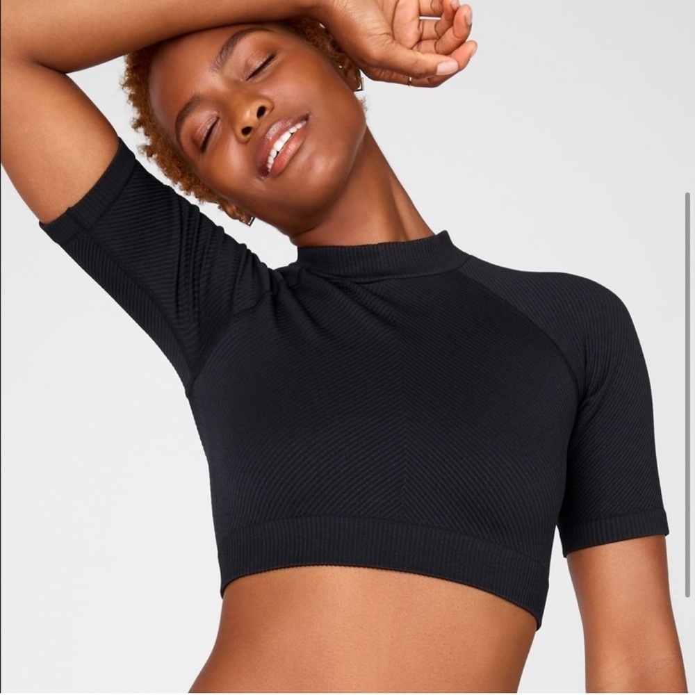 Fabletics Camila Seamless Crop Top
